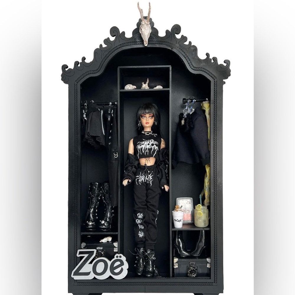 ANTI-Barbie Share Show - PART III !! TBD 5PM EASTERN - Picture 2 of 16